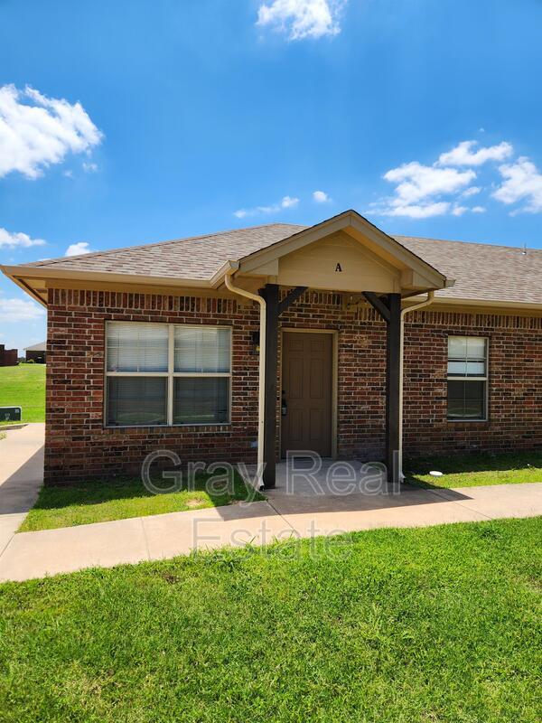 Building Photo - 529 A  South Stadium Drive