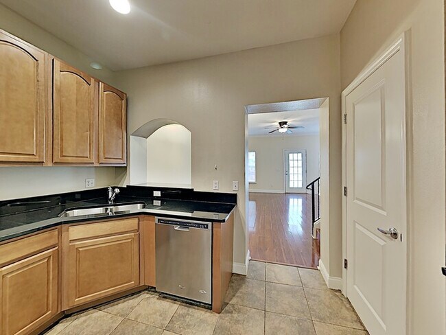 Foto del edificio - 1210 Catherine St