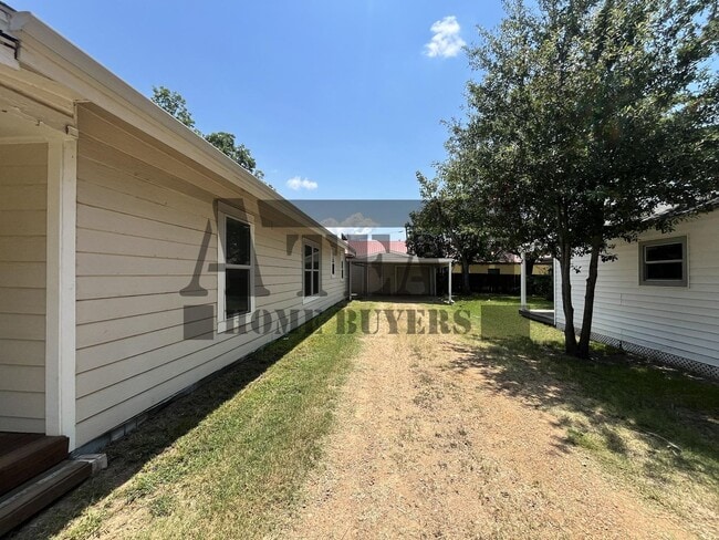 Building Photo - Modern 4 Bedroom 2 Bathroom home for rent!