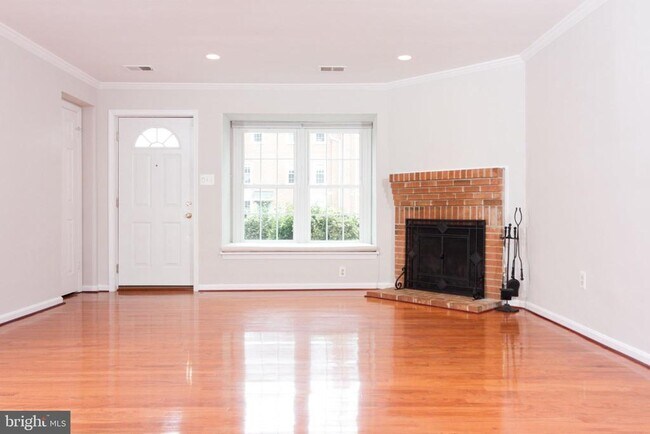 Foto del edificio - 760 N Vermont St