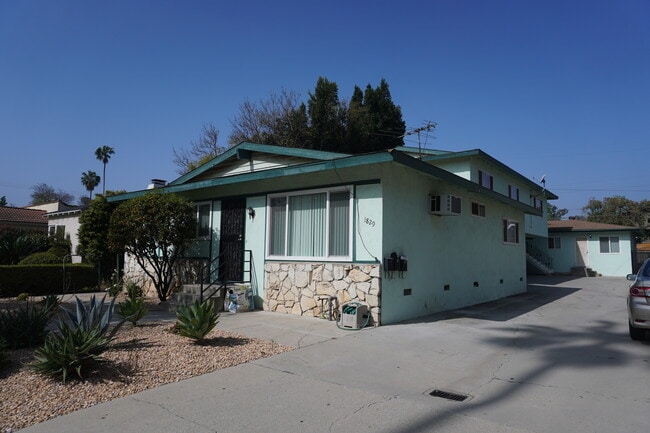 Front View - 1829 S Olive Ave