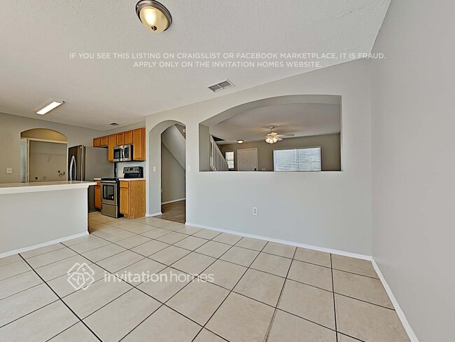 Foto del edificio - 1444 Carey Glen Cir