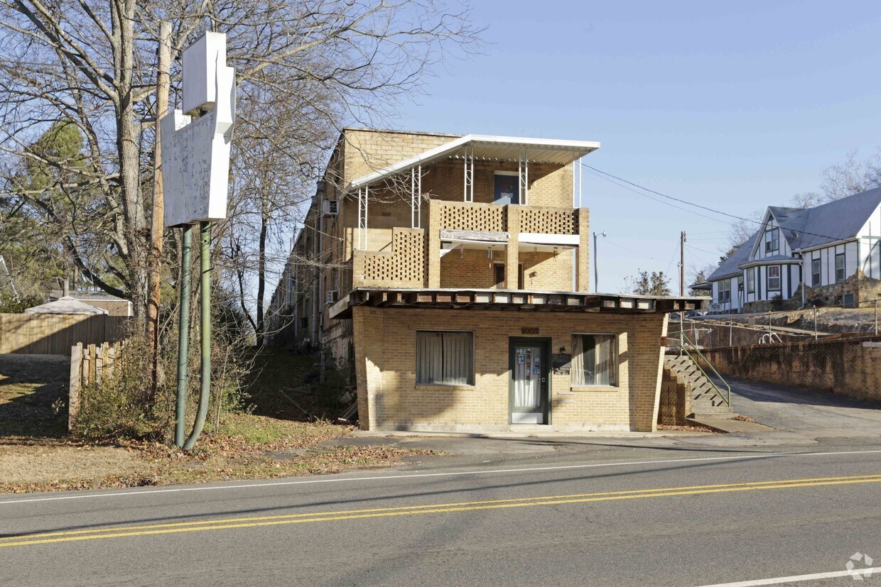 Building Photo - 1007 Park Ave