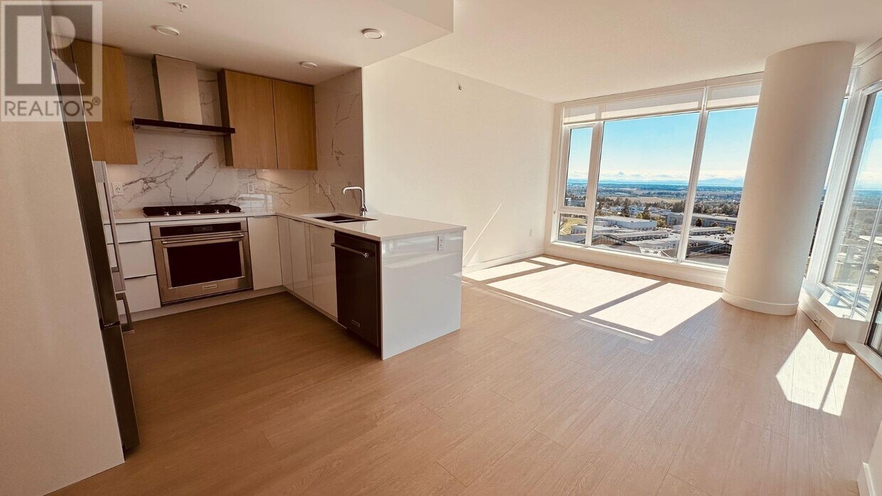 77697769 Park Cres, Burnaby, BC V3N 0J3 House for Rent in Burnaby, BC