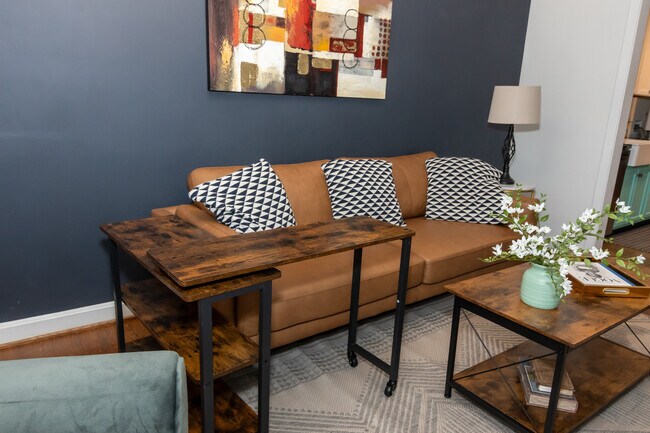 Family room with portable desk - 1344 Briar Creek Rd