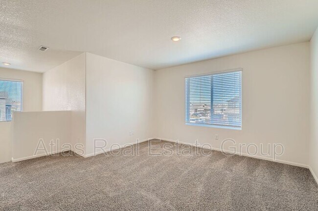 Building Photo - 1438 Moraine Valley Dr