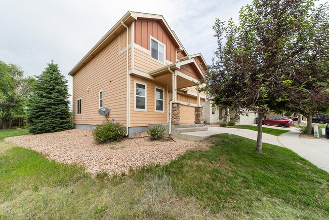 Building Photo - 2680 Sierra Springs Dr, Colorado Springs, ...