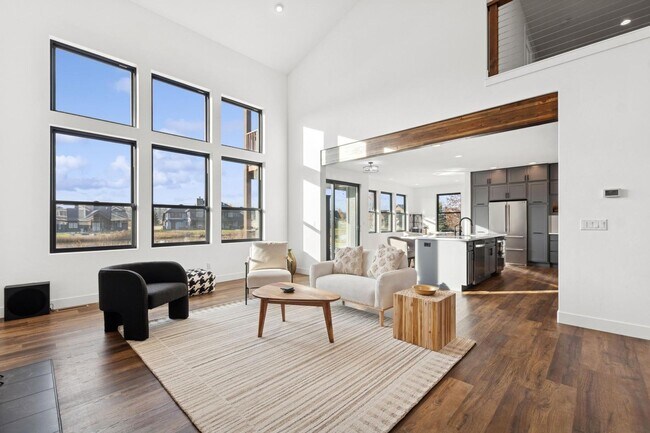 Foto del edificio - Whitefish Home in The Lakes