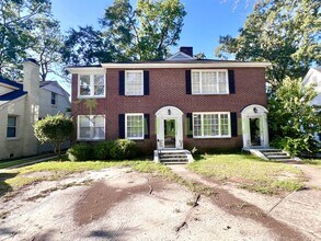 Building Photo - 2422 Monroe St