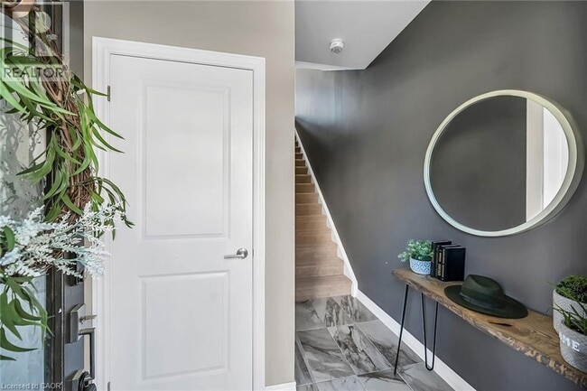 Building Photo - 61 Esplanade Ln