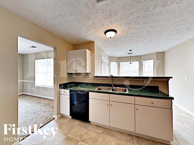 Foto del edificio - 1325 Pebble Beach Ln