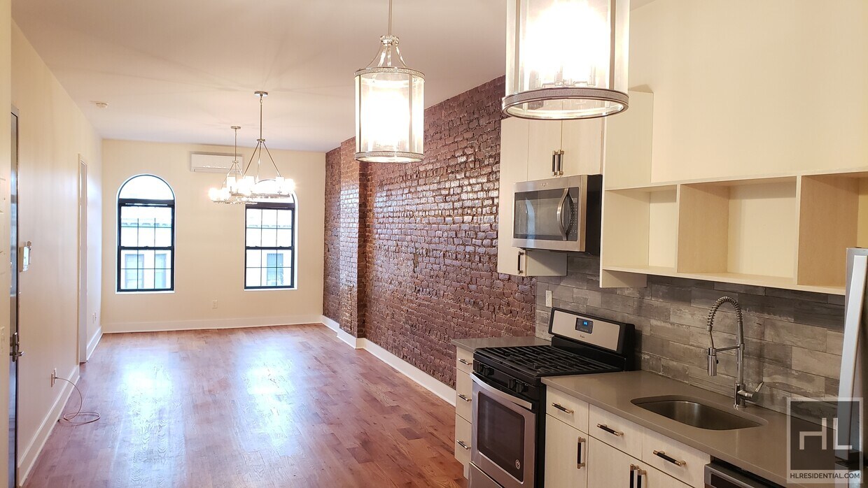 Foto principal - 1273 Rogers Ave