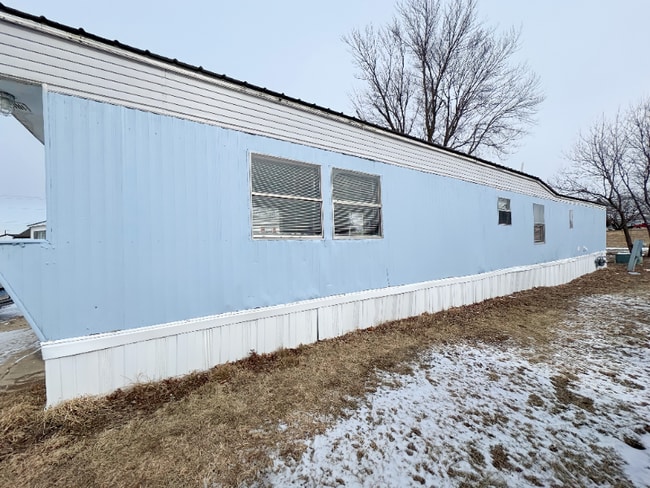 Building Photo - 200 N 28th St