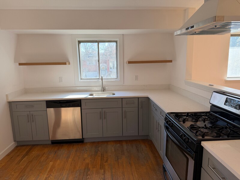 Photo - 280 Pemaco Ln (Uniondale, NY)