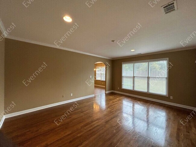Building Photo - 4886 Fox Springs Dr