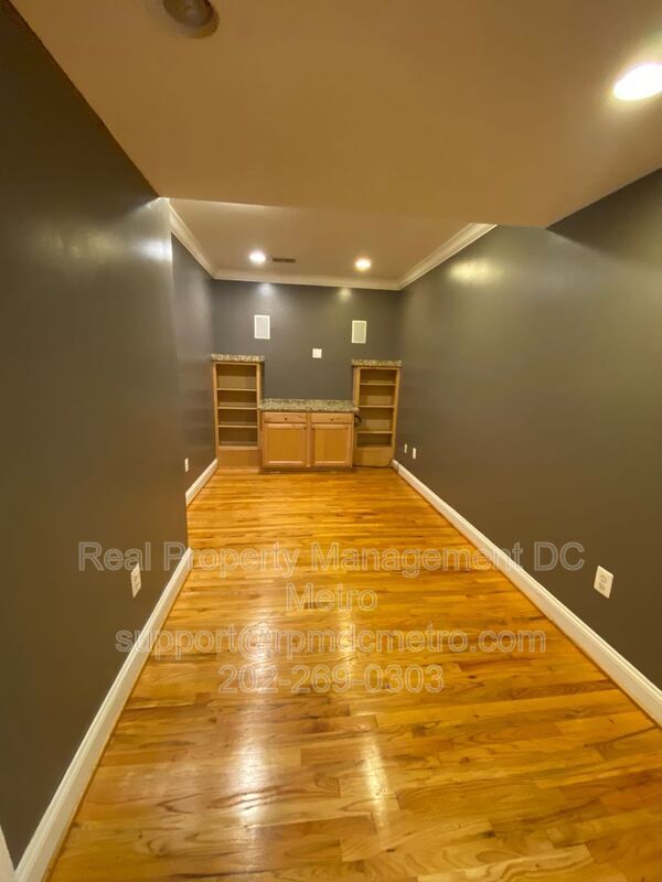 Building Photo - 1372 Randolph St NW