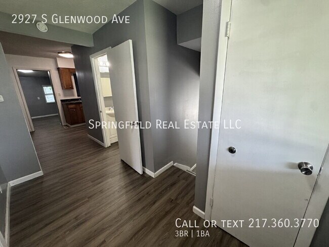 Building Photo - 2927 S Glenwood Ave