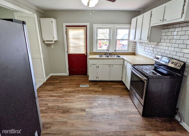 Foto del edificio - 3 br, 1 bath House - 125 N Williams St