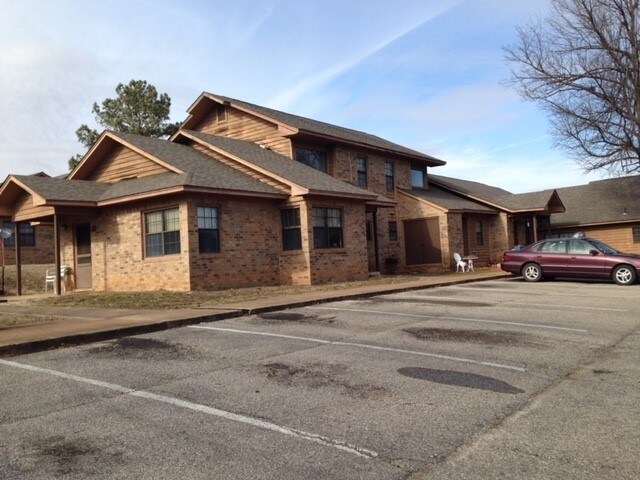 Foto principal - Spring Creek Apartments