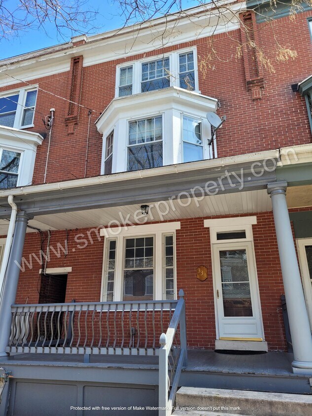 Primary Photo - 333 N Pine St