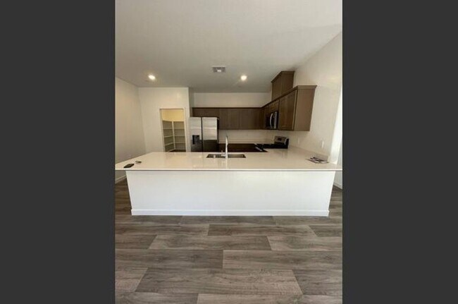 Foto del edificio - Modern Comfort Meets Family Living in Madera!