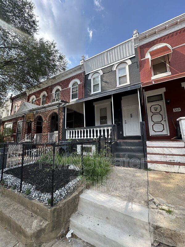 Building Photo - 521 W Westmoreland St
