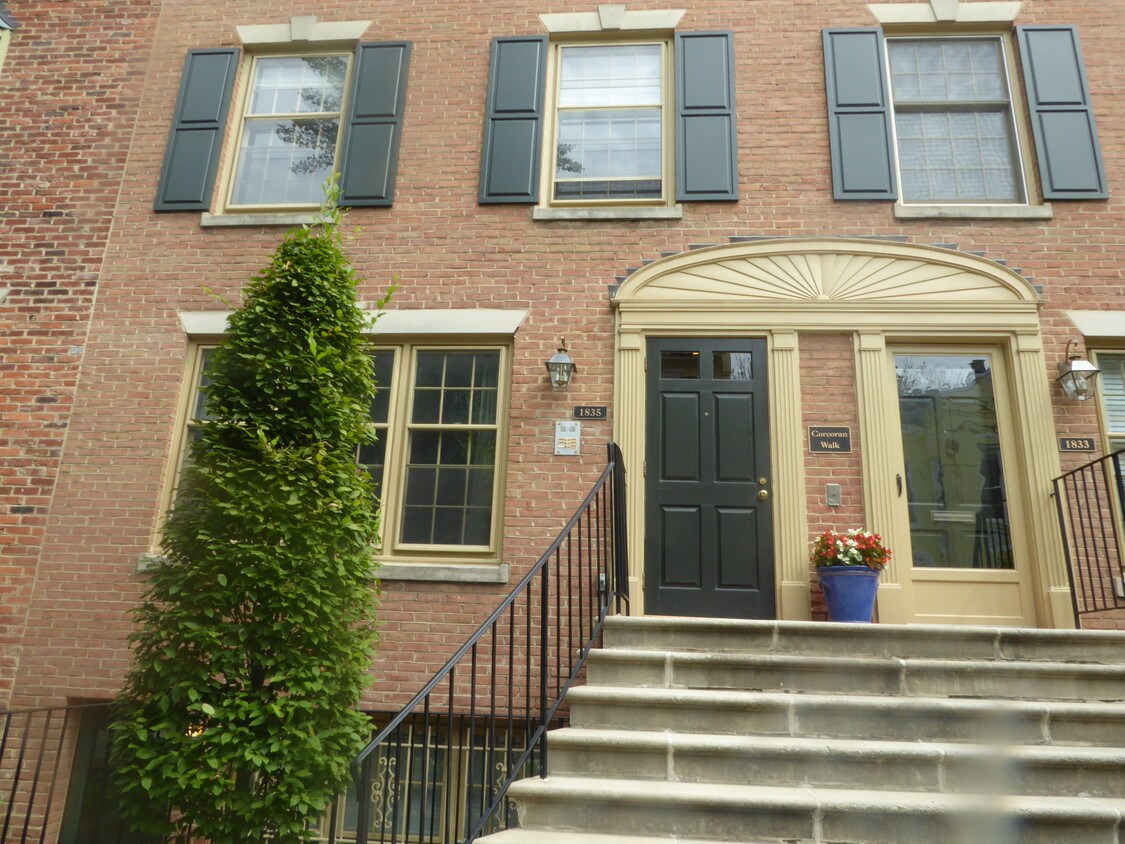 Primary Photo - 1835 Corcoran St NW