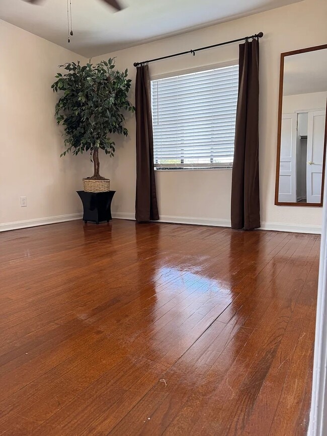 Building Photo - 2788 Park St