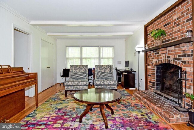 Building Photo - 3714 Carriage House Ct