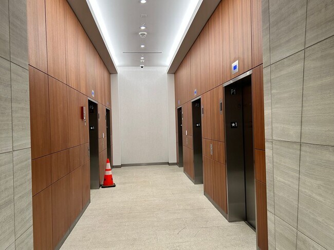 Foto del edificio - Brand New- 1-bedroom, 1-bath with 1-parking