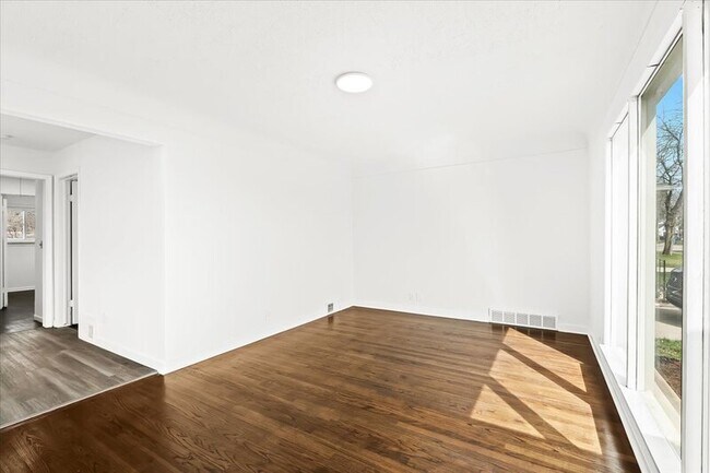 Building Photo - 8163 Woodbine St