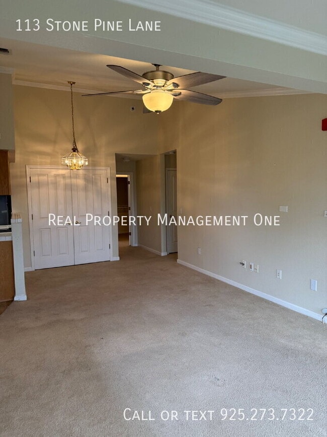 Building Photo - 113 Stone Pine Ln