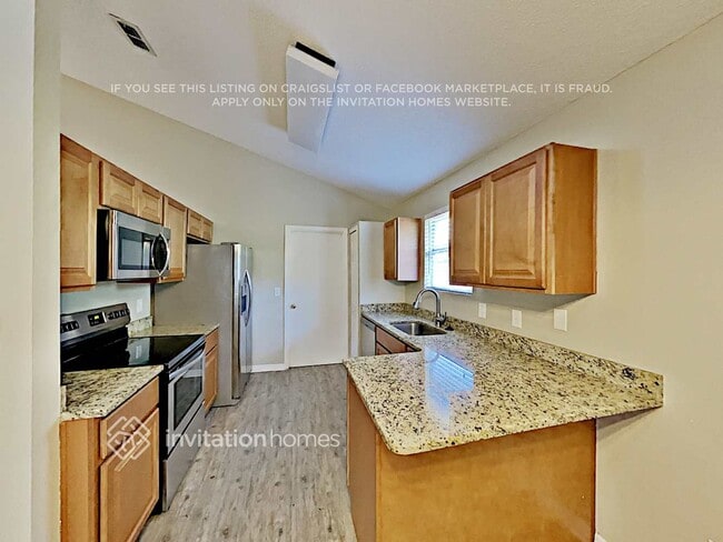 Building Photo - 577 Remington Oak Dr