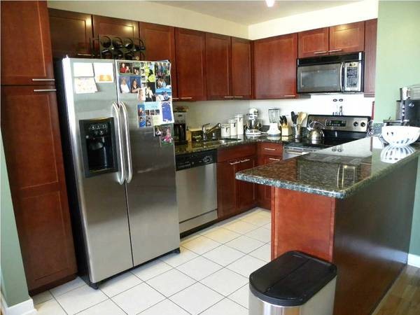 Kitchen - 655 W Irving Park Rd