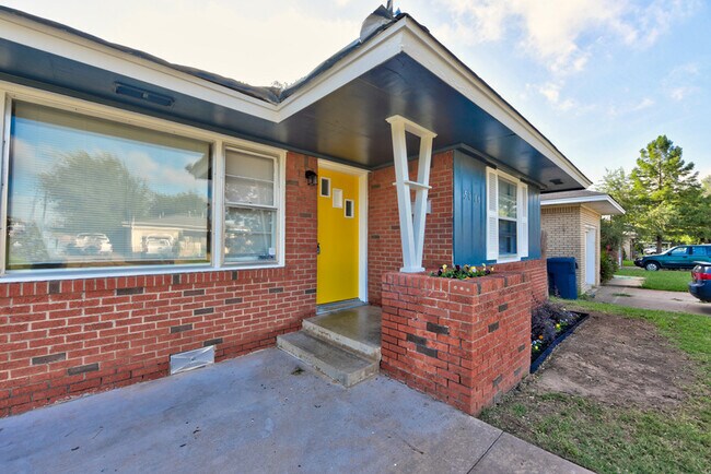 Photo - 5016 N Woodward Ave House