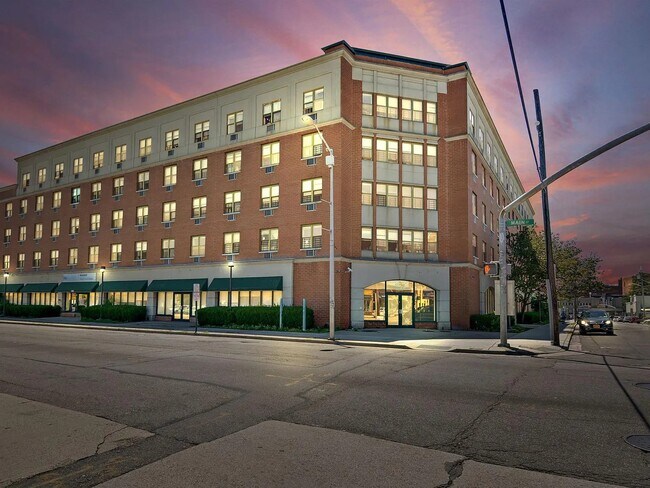 Foto del edificio - 26 W Columbia St