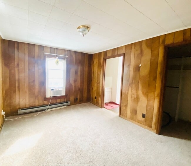 Building Photo - 501 E Broad St