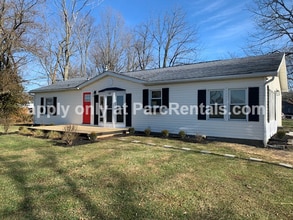 Building Photo - 4127 S Post Rd