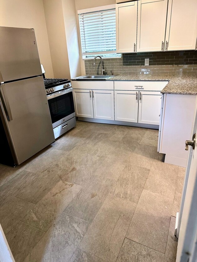 Foto principal - 1760 Potomac Ave