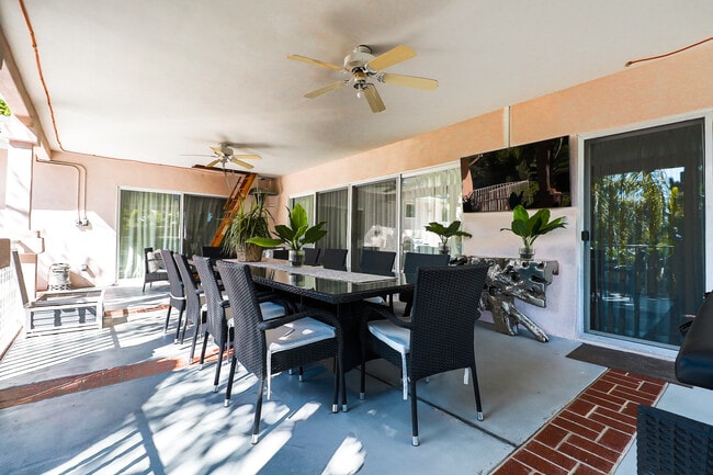 Foto del edificio - 925 Sherlock Dr