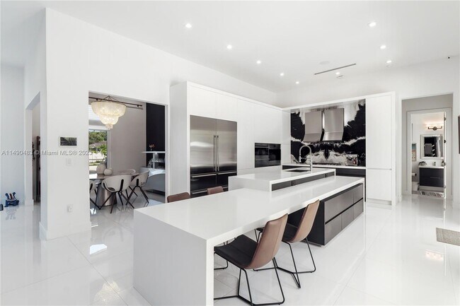 Foto del edificio - 12180 SW 84th Ave