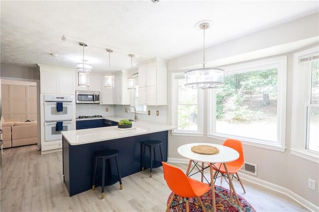 Building Photo - 2749 Fieldstone Dr