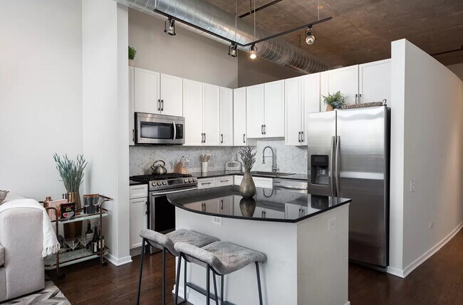 Foto del edificio - 519 N Clark St