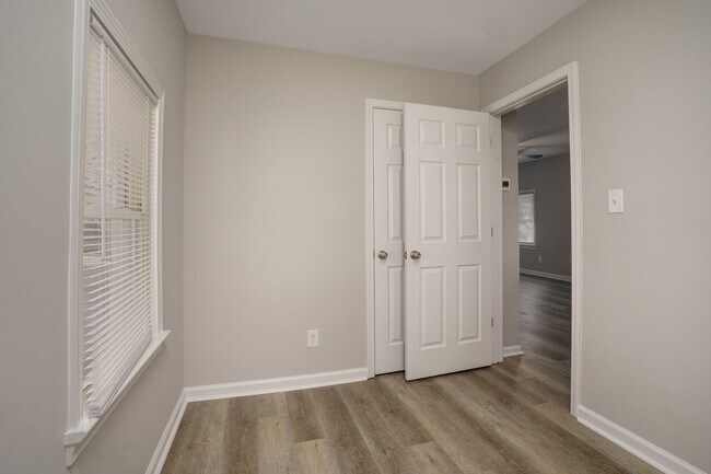 Foto del edificio - 2 Bedroom House - Coming Soon!