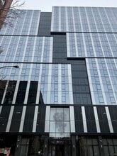 Building Photo - 1101 W Van Buren St