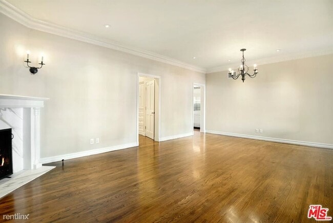 Foto del edificio - 1 br, 1 bath Condo - 161 S Rodeo Dr