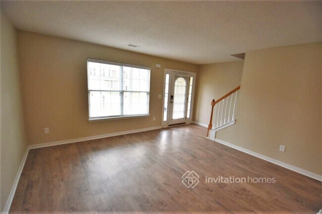 Building Photo - 3502 Rosebud Park Dr