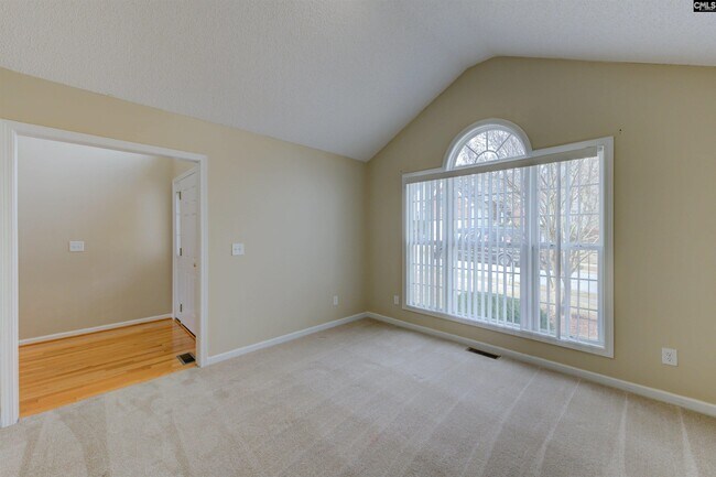 Building Photo - 179 Oldtown Dr