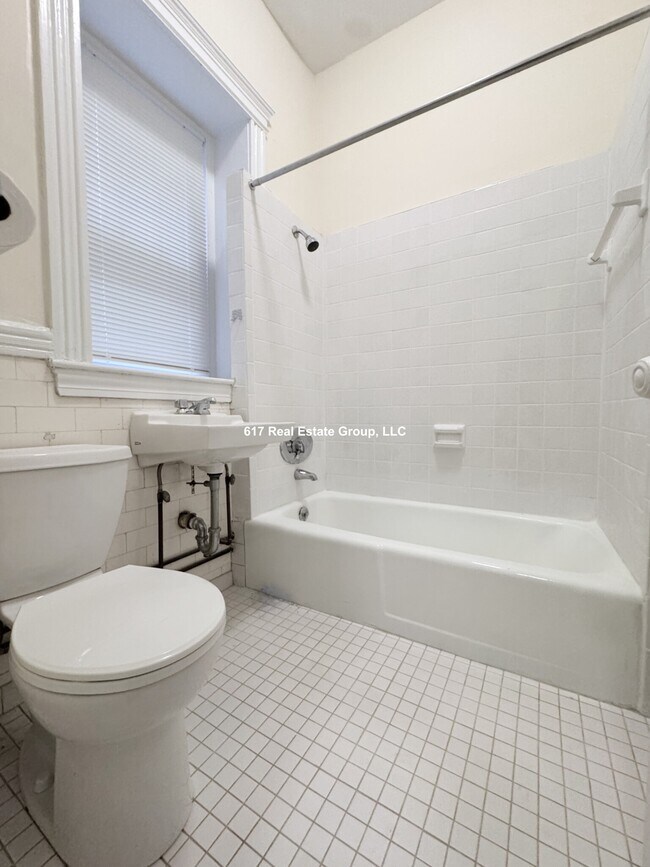 Foto del edificio - 29 Park Dr