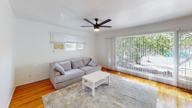 Foto del edificio - 4955 63rd St